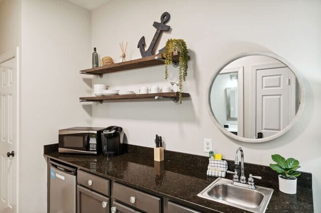 Building Photo - 10343 E County Hwy 30A