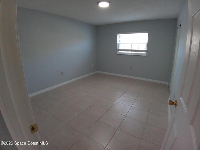 Building Photo - 183 Ulster Ln