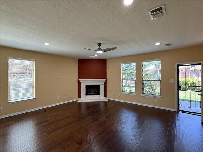 Building Photo - 1032 Dyer Crossing Way