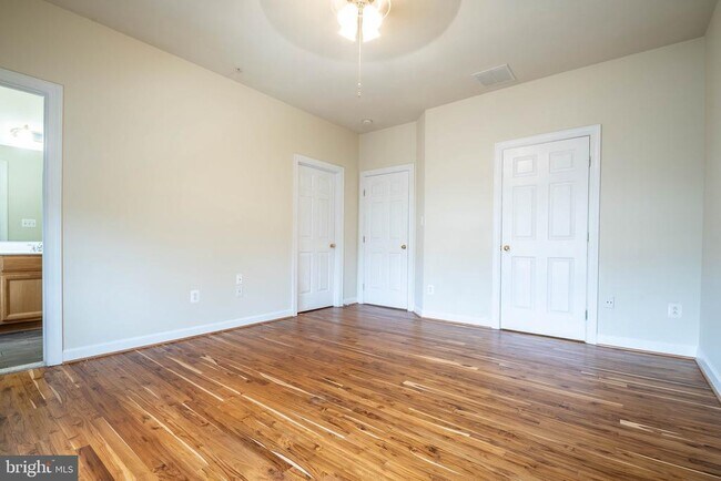 Building Photo - 3842 Sugarloaf Pkwy