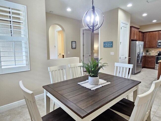 Building Photo - 10361 Crooked Crk Dr