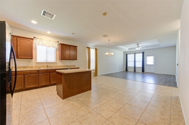 Building Photo - 5318 Hickory Harvest Dr