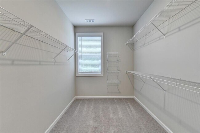 Building Photo - 336 Atley Pl