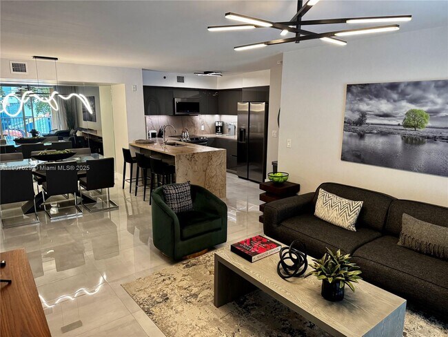 Primary Photo - 19555 E Country Club Dr