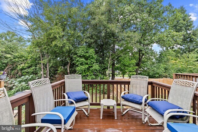 Building Photo - 2609 Claybrooke Dr