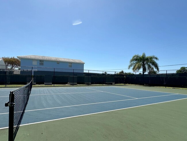 Building Photo - 11216 SW 63rd Terrace