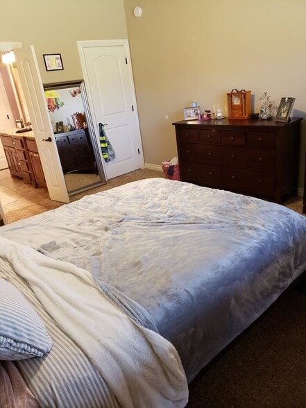 Building Photo - 1233 Red Rock Drive