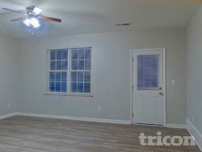 Building Photo - 5506 Linda Vista Ln