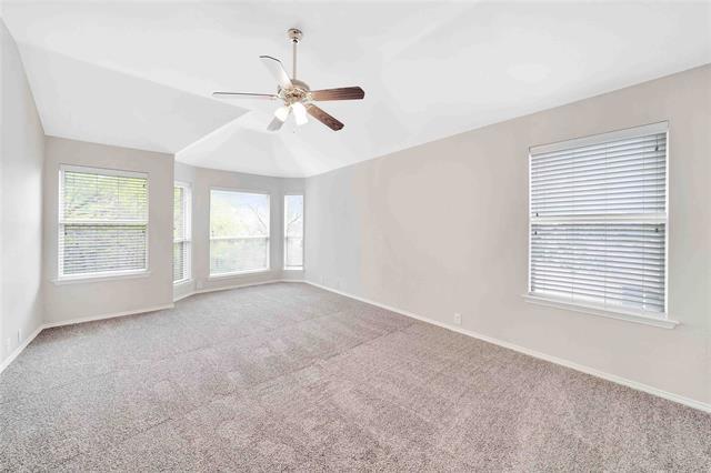 Building Photo - 8625 Luzerne Dr