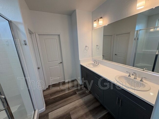Building Photo - 3036 N Parkside St