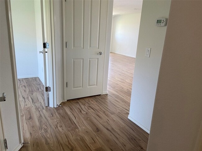 Building Photo - 7414 Birmingham Forest Dr