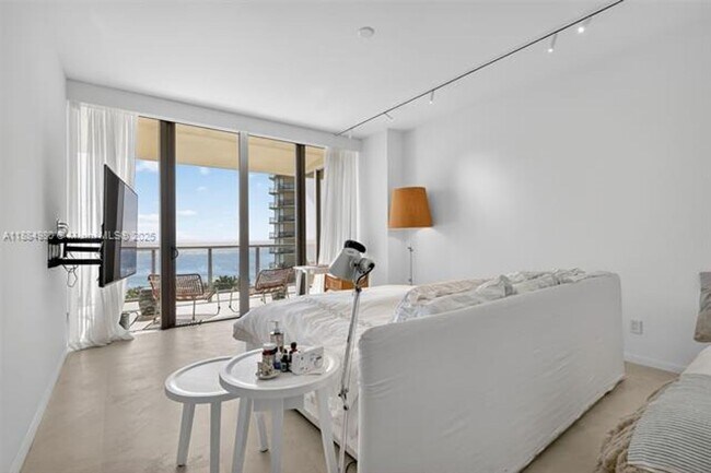 Building Photo - 9705 Collins Ave