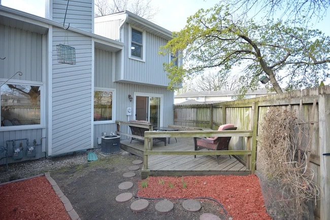Back yard - 1505 Little Bluestem Ct