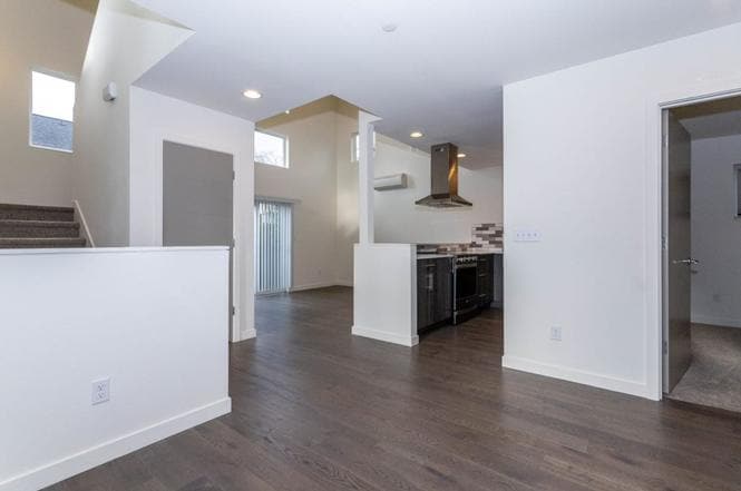 Building Photo - 12672 60th Ave S