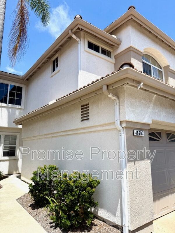 Building Photo - 4660 Los Alamos Way