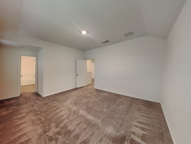 Building Photo - 24106 Mustang Run Dr