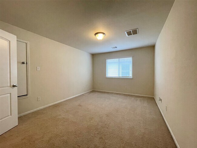 Building Photo - 3010 Overbrook Meadow Ln