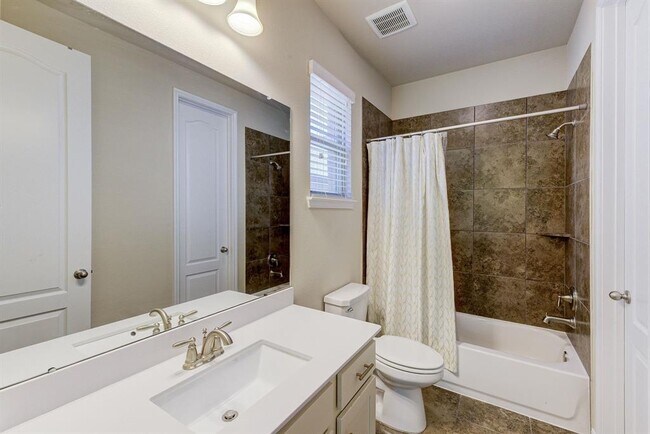 Building Photo - 29302 Wood Lily Dr