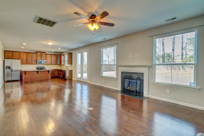 Building Photo - 2024 Middleton Farm Dr