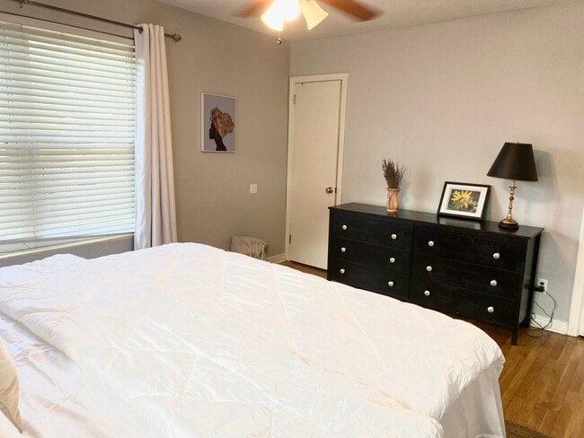 Building Photo - 3136 Belden Cir