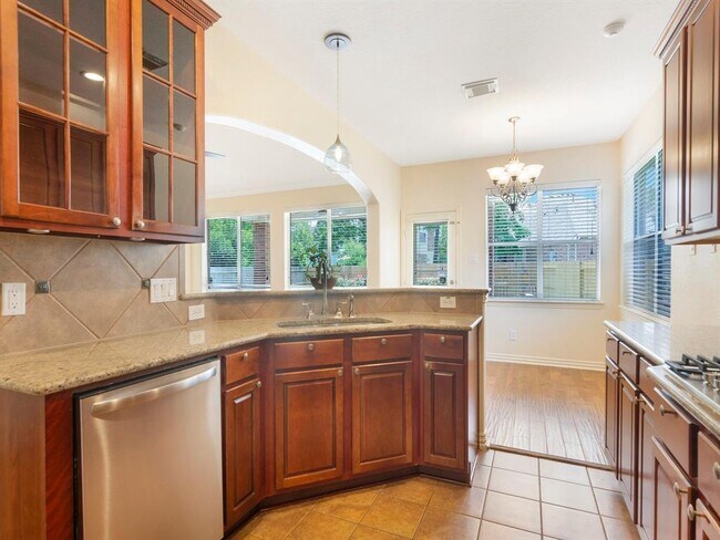 Building Photo - 66 Frontera Cir