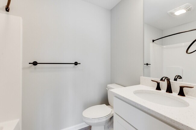 Building Photo - 1420 Ewing Pk Lp