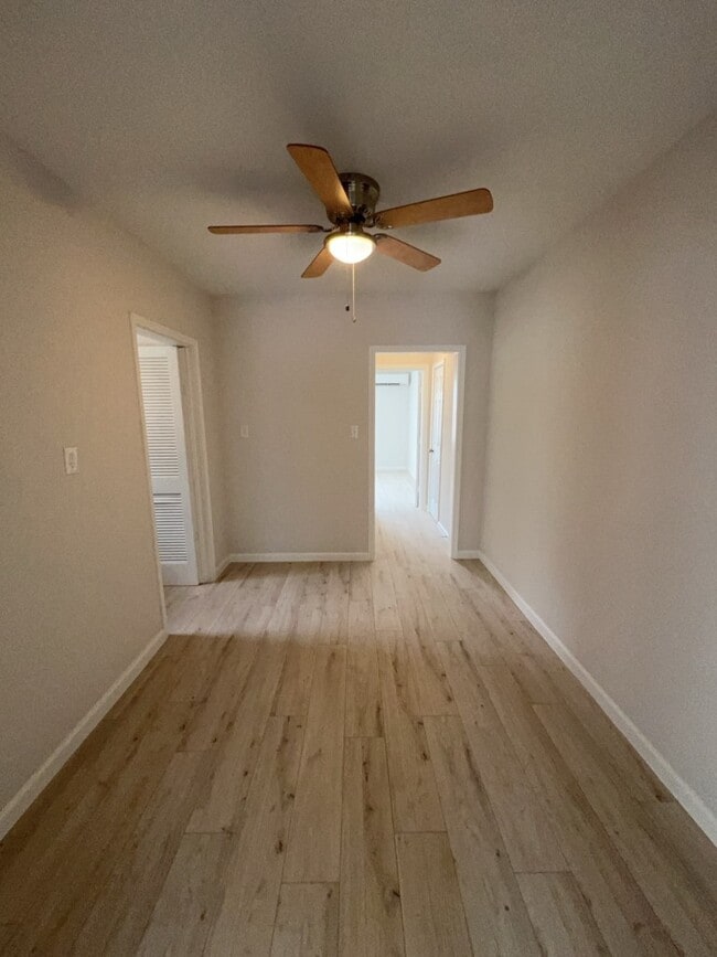 Building Photo - 1008 Studewood St