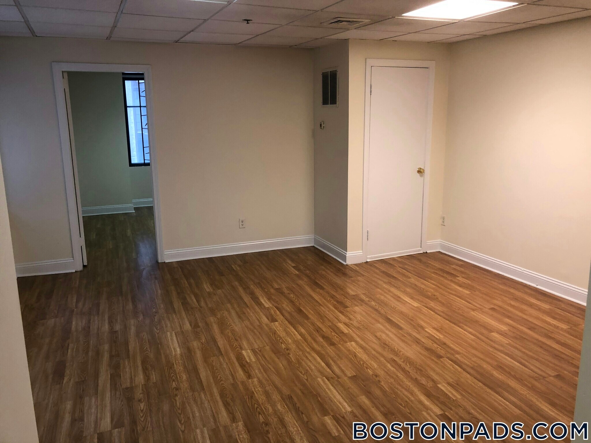 Building Photo - 62 Boylston St