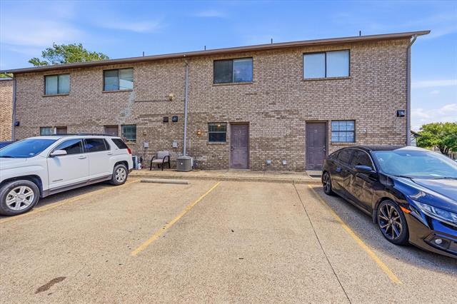 Building Photo - 2710 Wimbledon Ct