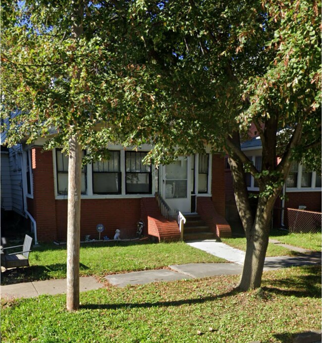 Primary Photo - 417 Cincinnati St