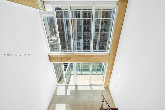 Building Photo - 41 SE 5th St