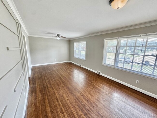 Building Photo - 1220 Brower St