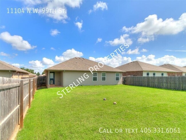 Building Photo - 11104 NW 99th St