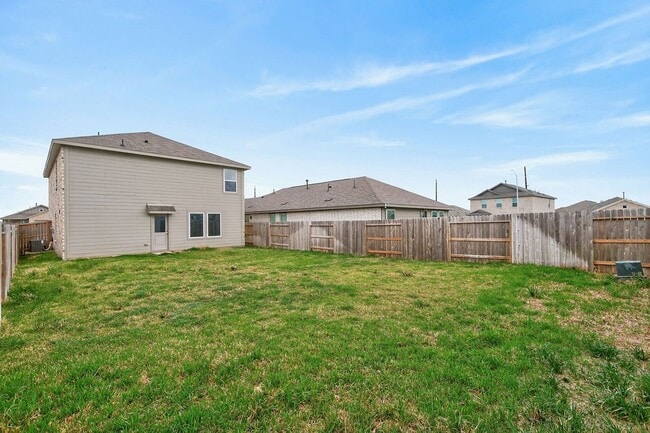 Building Photo - 26719 Prairie Smoke Ln