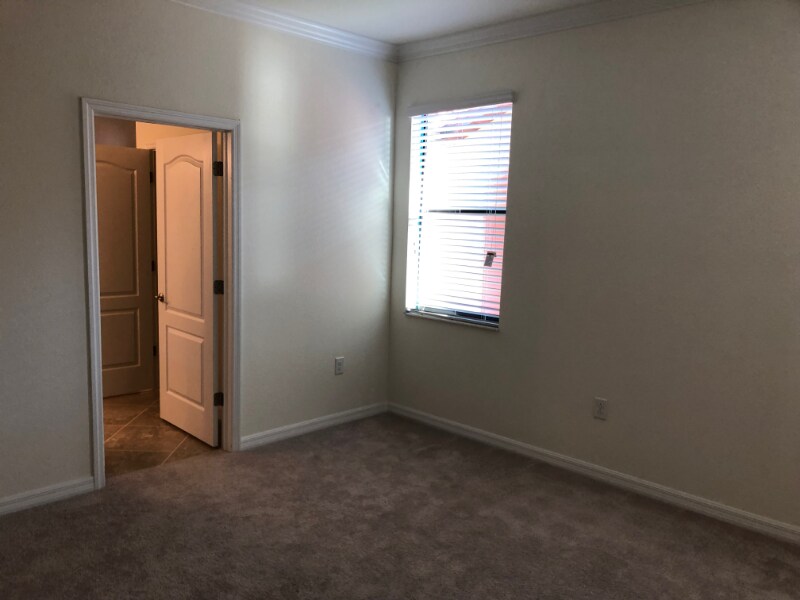 Building Photo - 1591 Santiago Cir