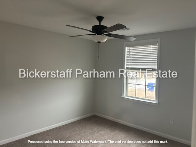 Building Photo - Spacious 4-Bedroom Home with Bonus Room & ...