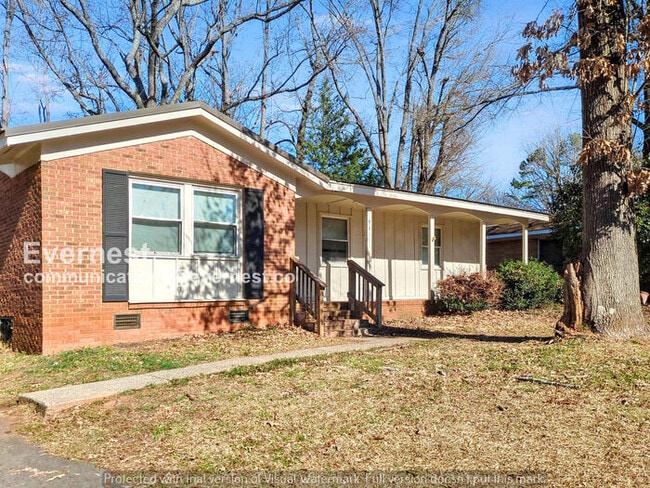 Building Photo - 931 Carrington Dr