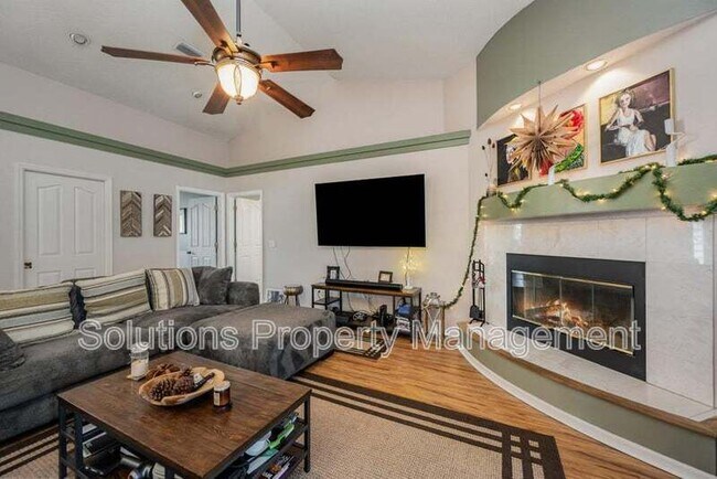 Building Photo - 3295 Savannahs Trail