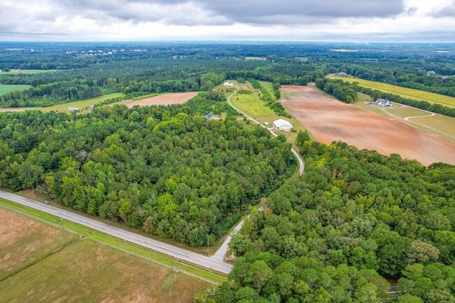 Building Photo - 3 Bedroom, 2 Bath Home on 6 Private Acres – $1,950/Month