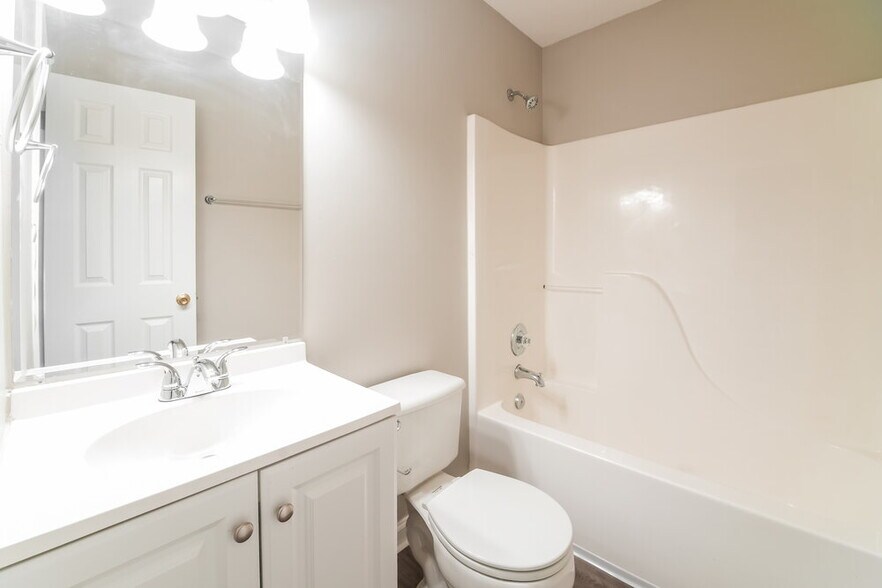 Building Photo - 8889 Timmons Cir