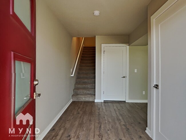 Building Photo - 17231 SW Goldcrest Ln