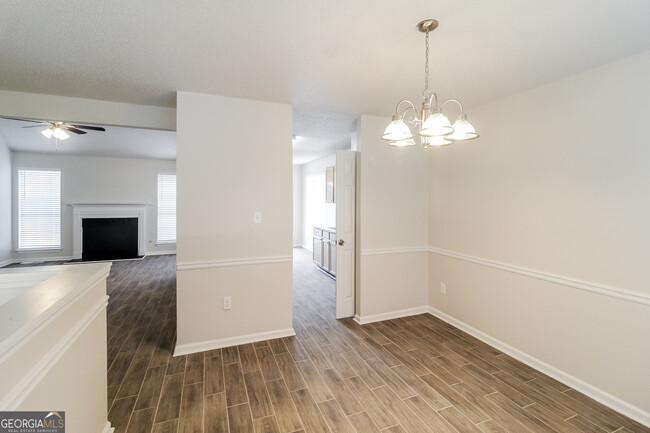 Building Photo - 1192 Berryhill Dr