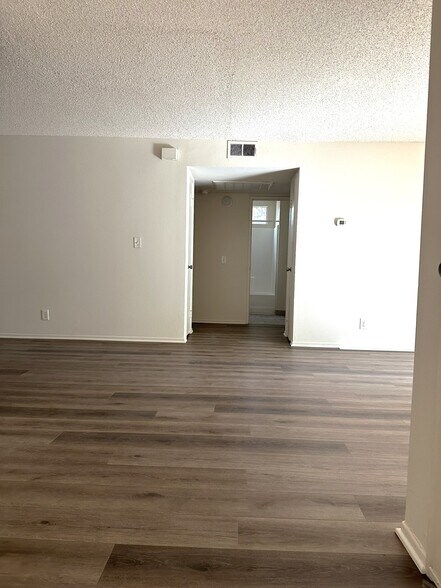 Building Photo - 19550 E Cienega Ave