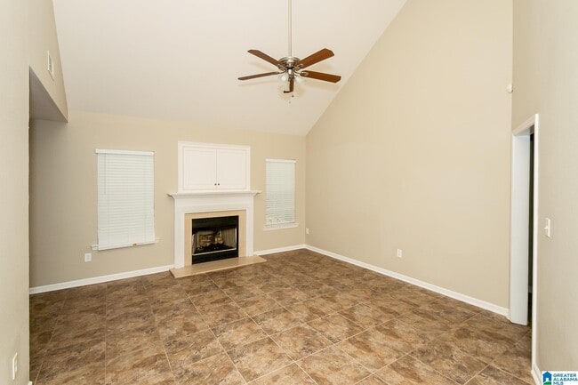 Building Photo - 601 Meriweather Dr