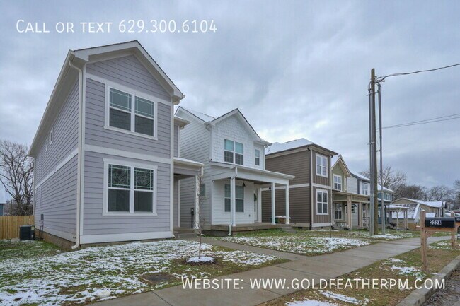 Building Photo - 2224 24th Ave N