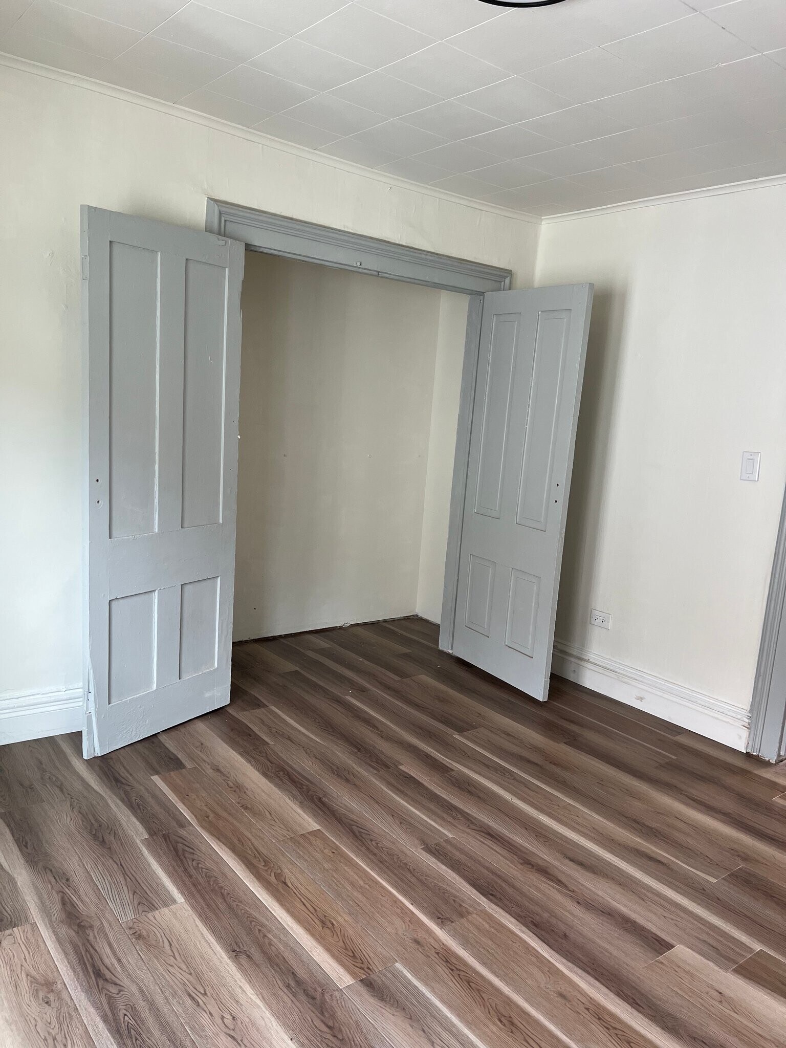 Building Photo - 11 Rickard St