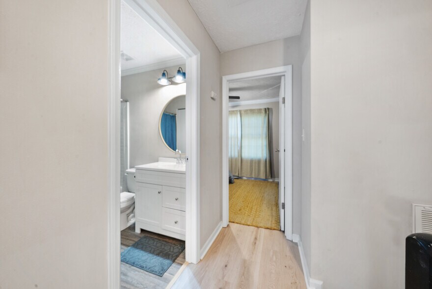 Building Photo - 8182 McGuire Dr