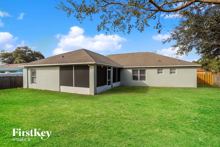 Building Photo - 1338 Pakenham St NW