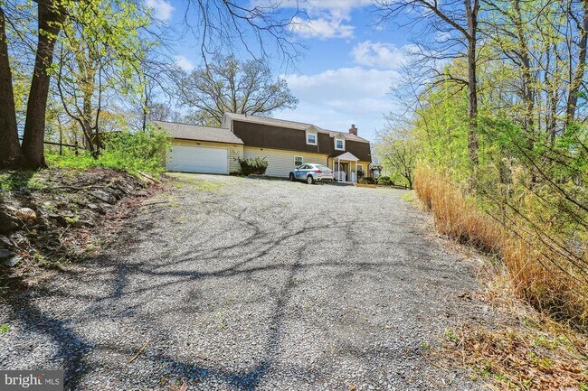 Building Photo - 12728 Bristow Rd