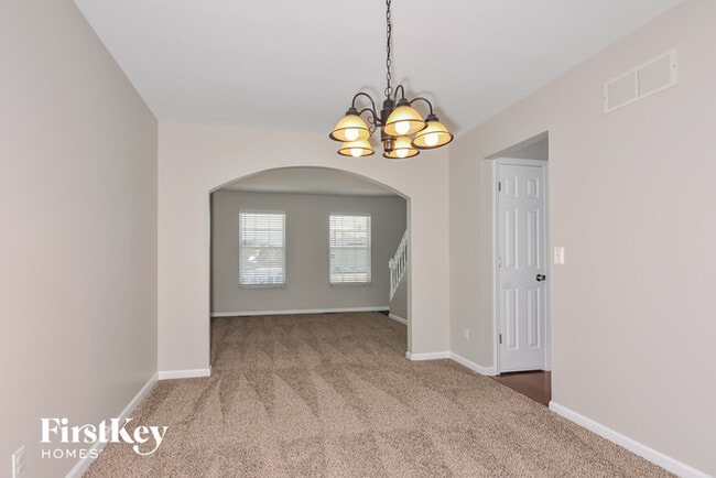 Building Photo - 901 Lands End Cir